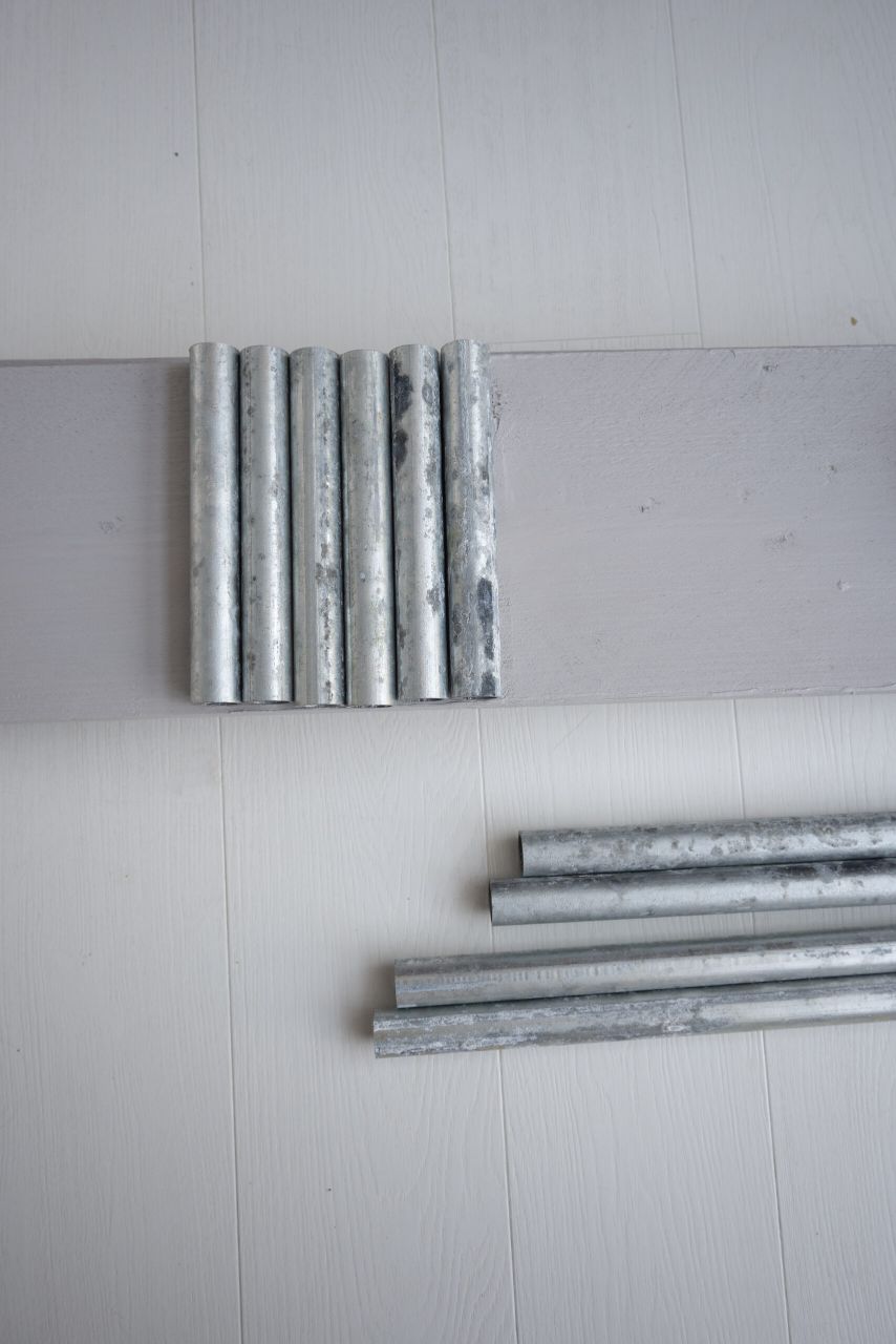 DIY sidetable van steigerbuis 