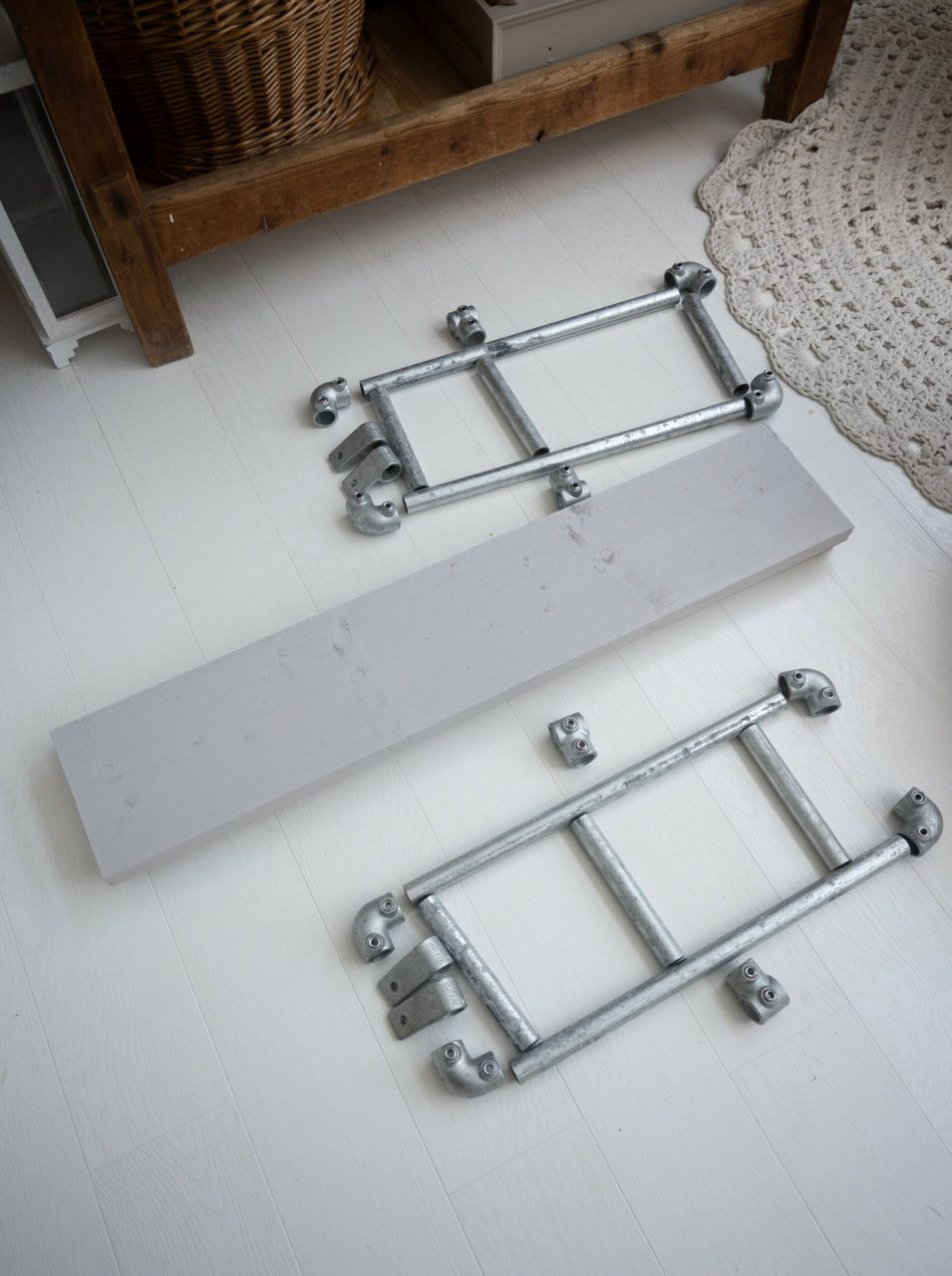 DIY sidetable van steigerbuis 