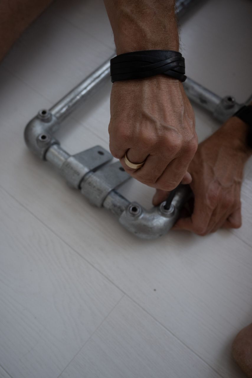 DIY sidetable van steigerbuis 