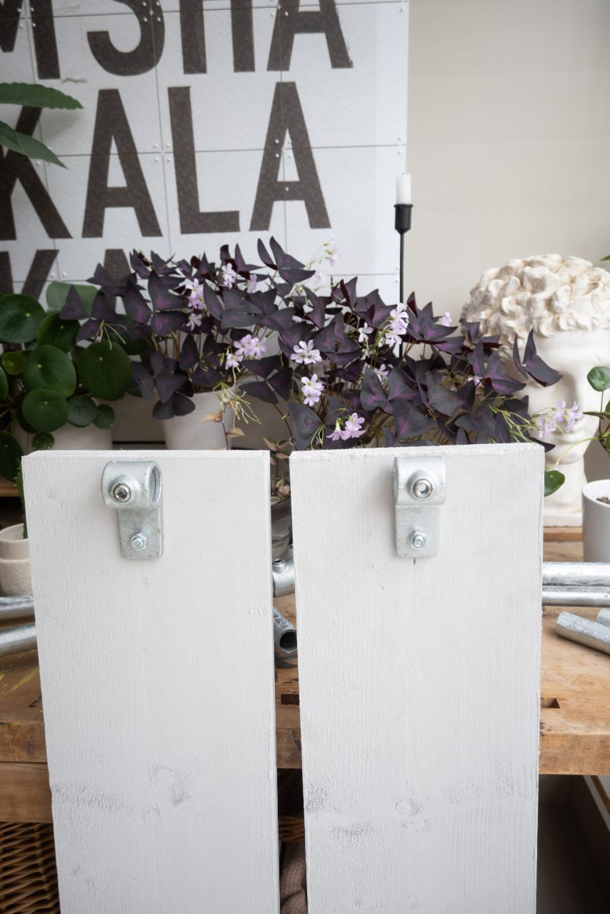 DIY sidetable van steigerbuis 